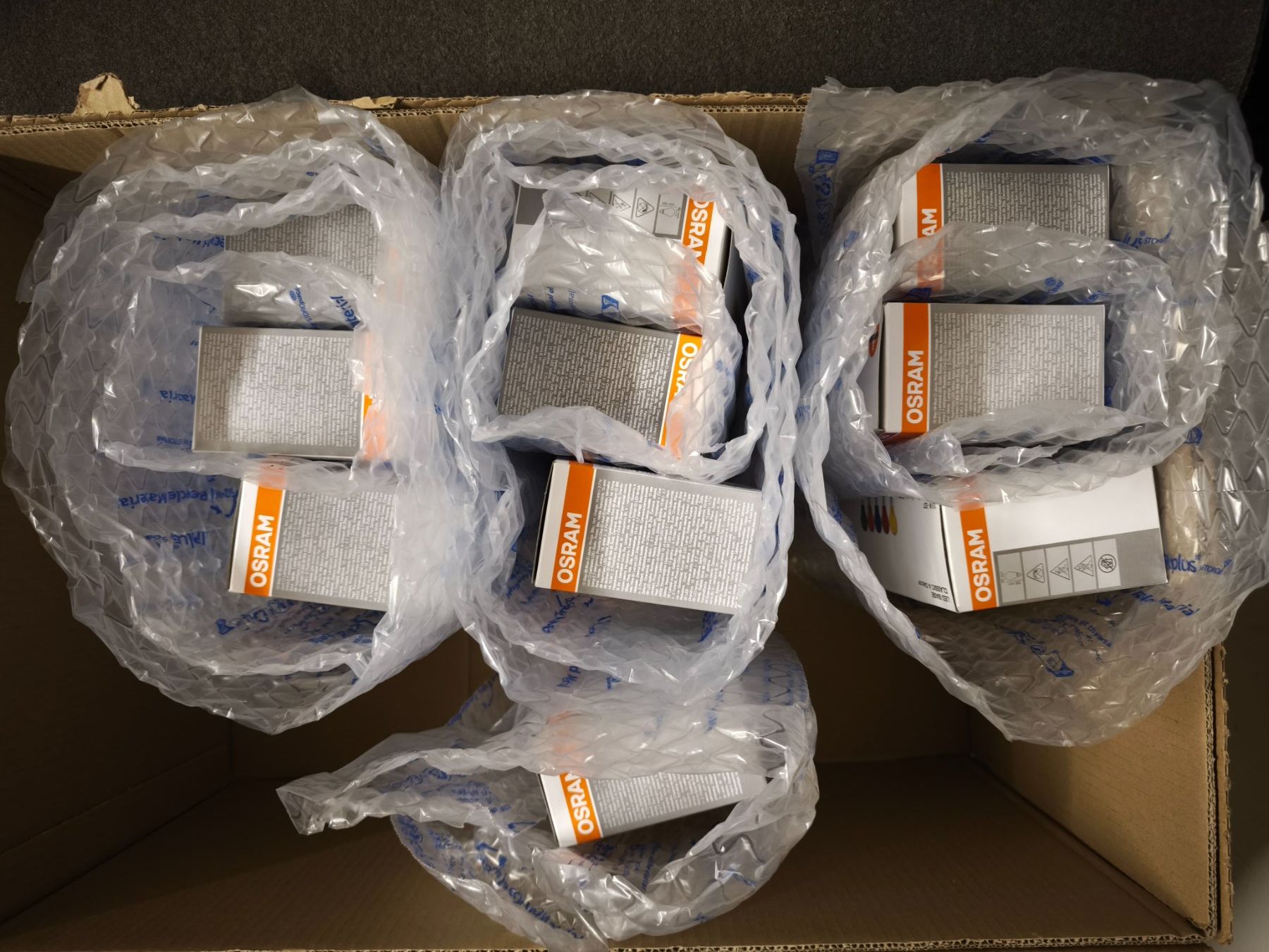 Osram Lampade: LED SET farbig 5 Stück E27 Party Licht – Nuovo e nell'imballaggio originale da Bruzella venduto da onda2510 1