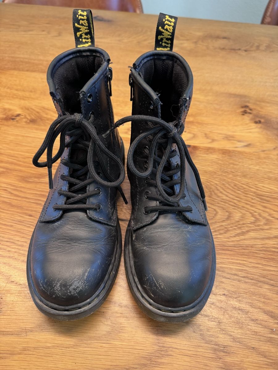Dr. Martens Scarpe per ragazzi: Dr. Martens Boots Grösse 36   – Usato da Niederbüren venduto da Oetschli 5