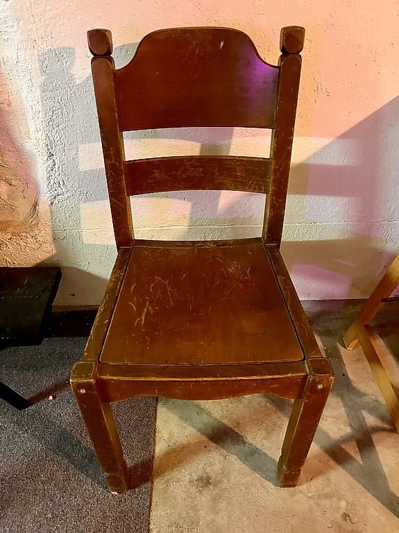 Chaises: Holzstuhl – D'occasion à Zürich par A-H8