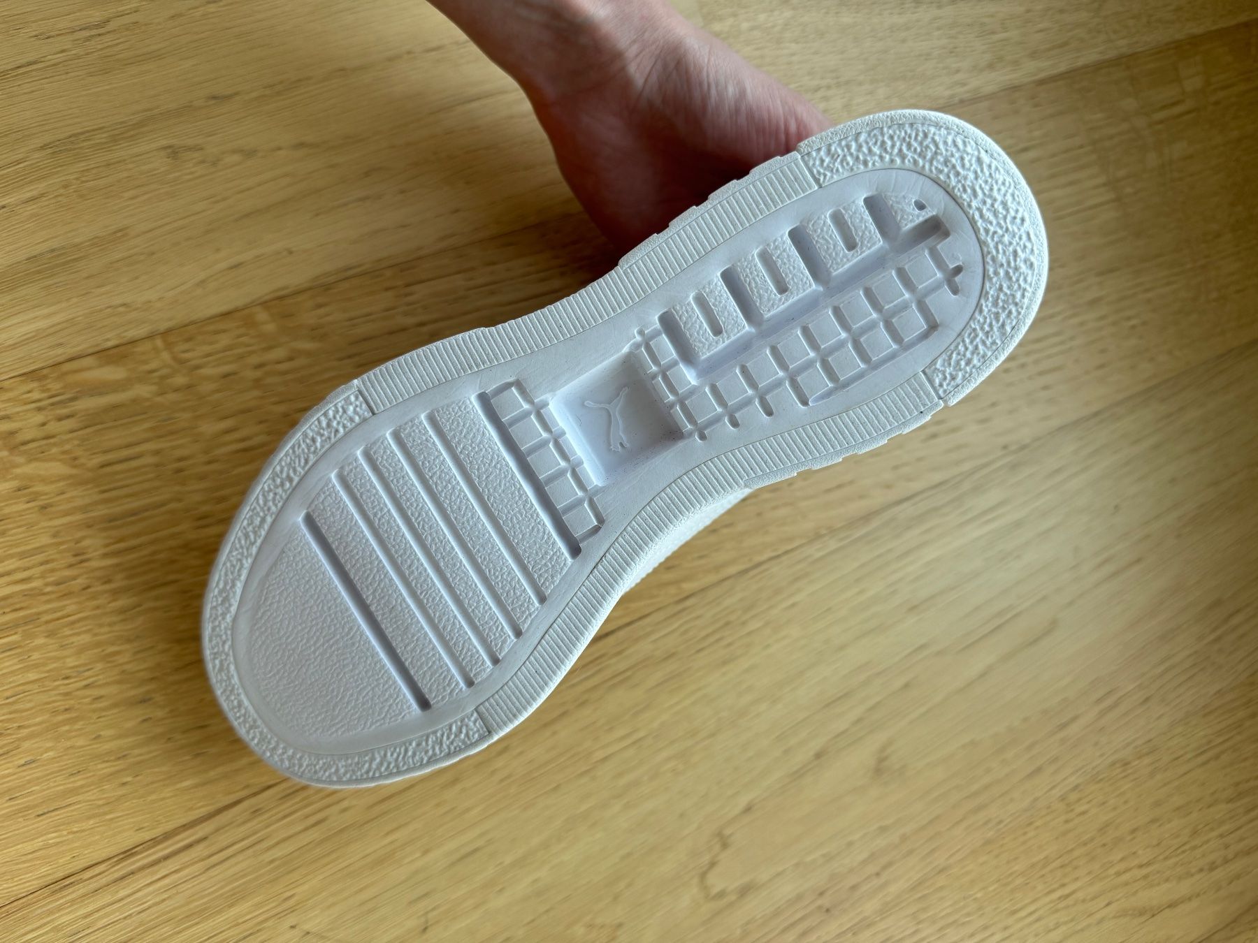 Puma Chaussures femmes: Puma Sneaker weiss 37 – Neuf avec emballage d'origine à Zürich par sel_w5sd 5