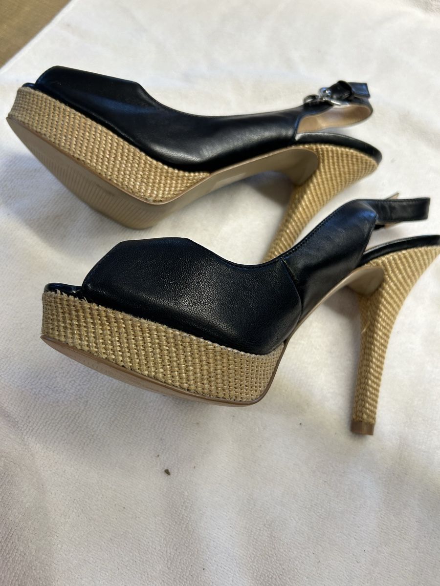 Chaussures femmes: Guess Schuhe – D'occasion à Roggwil BE par Viking72 6
