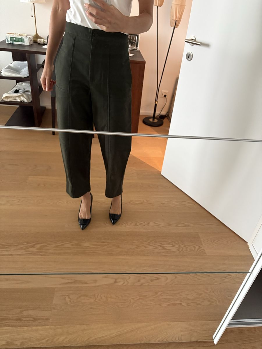Cos Hosen: Cos cotton utility trousers  – Gebraucht aus St. Gallen von ott_f827 2