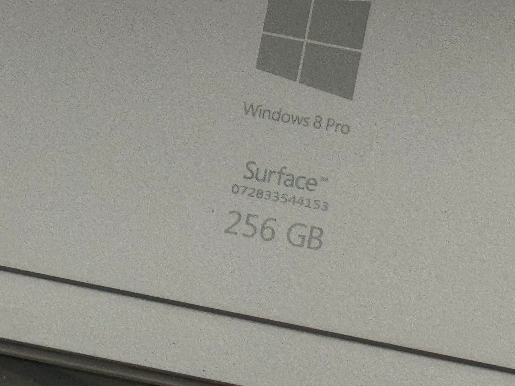 Microsoft Tablet PC: Surface Pro 3 - 256GB !! ungeprüft !! Ab 15CHF!! – Difettoso da Olten venduto da HoYa01 2
