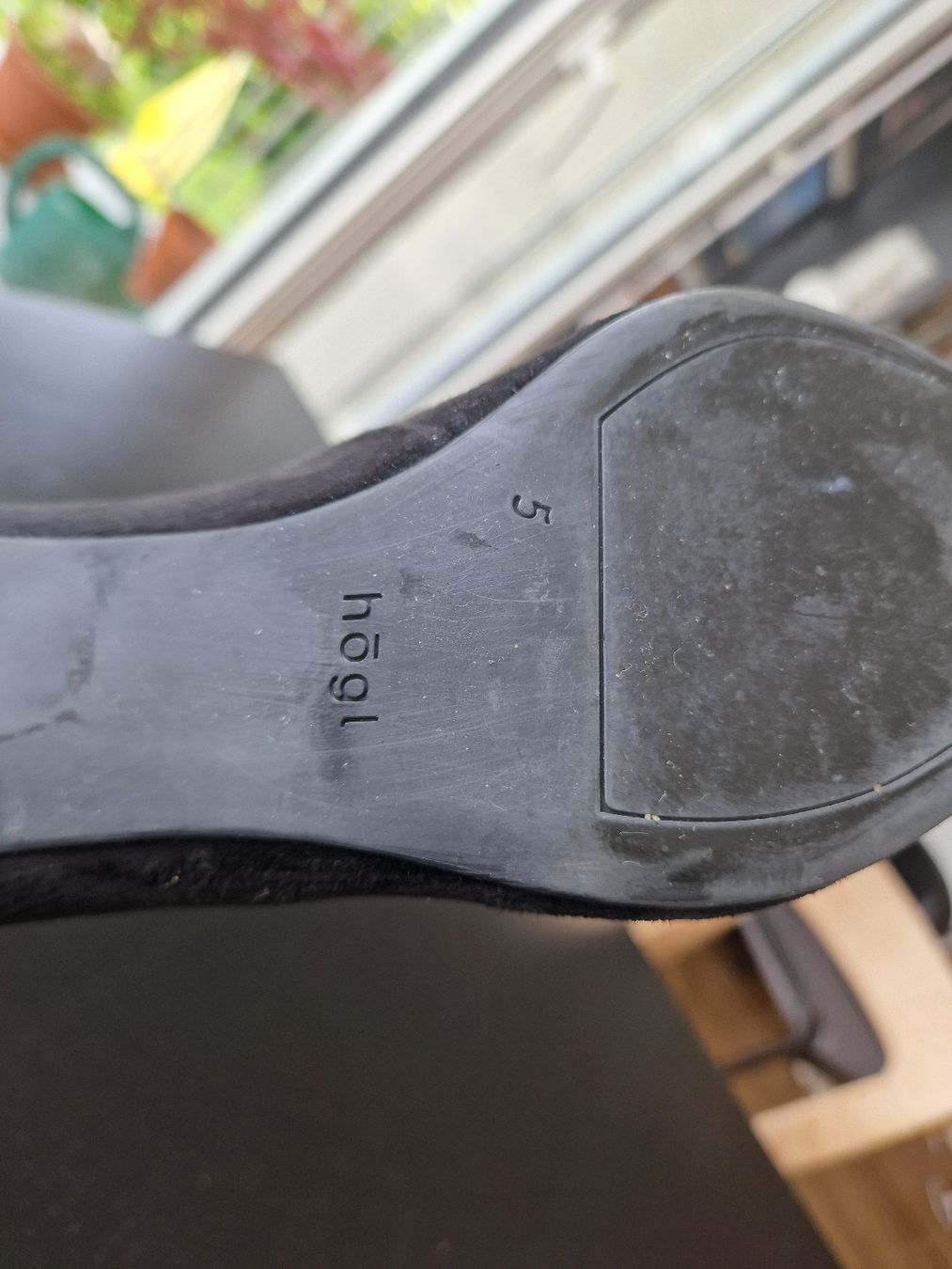 Högl Scarpe da donna: Pumps Högl schwarz Wildleder Gr.5 – Usato da Oberbipp venduto da aitim 3