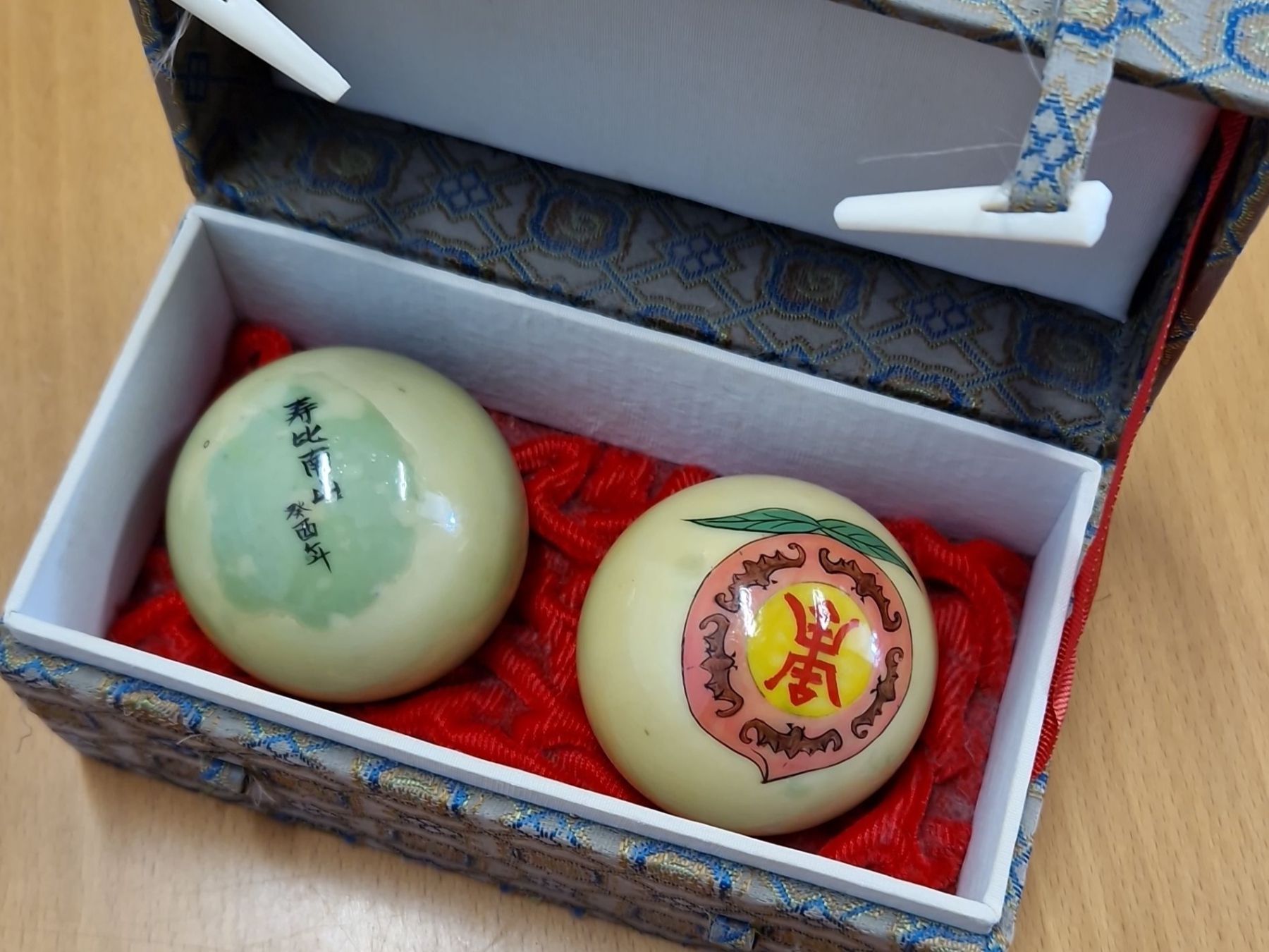Chinesische Baoding Kugeln mit Klang mit Etui (Neu (gemäss Beschreibung ...