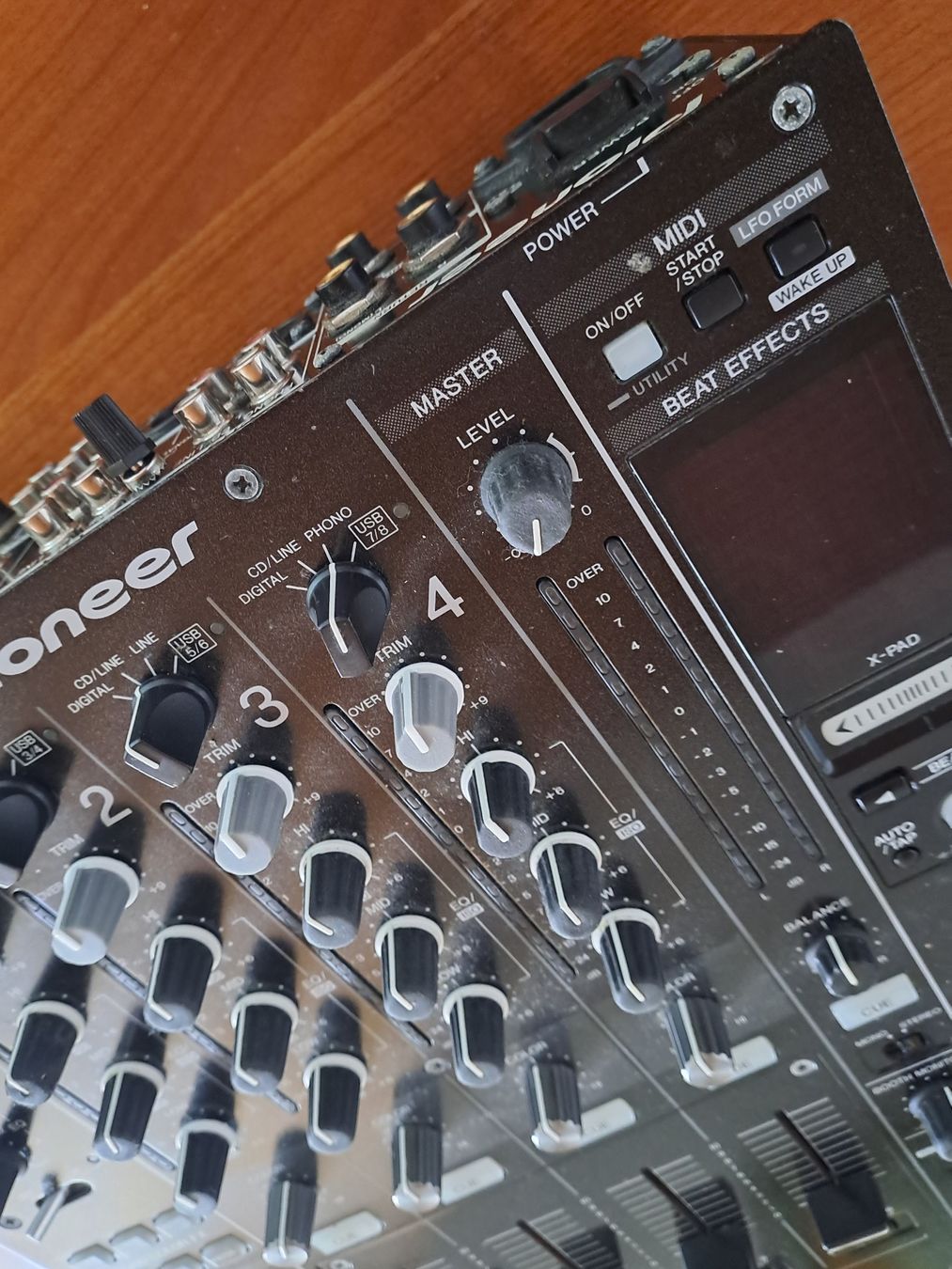 Pioneer Console di mixaggio: Pioneer DJM 900 Nexus – Usato da Ramsen venduto da jacques02 1