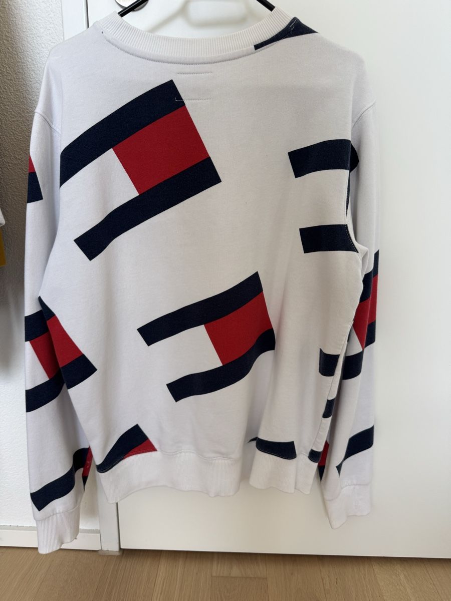 Tommy Hilfiger Pulls & Sweat-shirts: Tommy Hilfiger Pullover Grösse S – D'occasion à Kloten par Tanjaselina 1