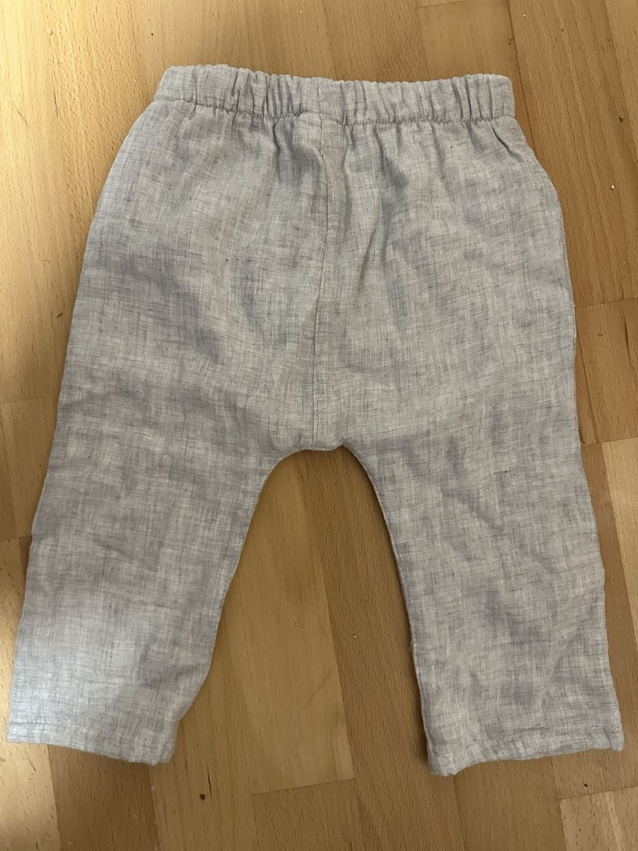 Hosen: Stoffhose Grösse 74 Migros – Gebraucht aus Busswil von billib 1