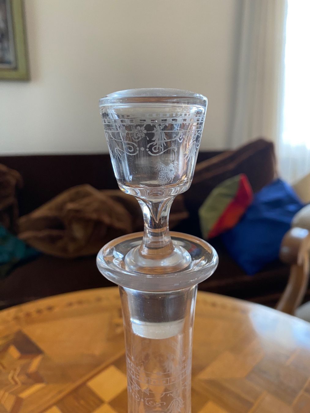 Caraffe: Karaffe aus geätztem Glas inkl Stöpsel – Usato da Zürich venduto da 2013tg 1