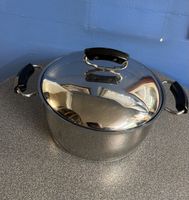 Titel: Edelstahltopf mit Deckel – Durchmesser 25 cm / Höhe 1
