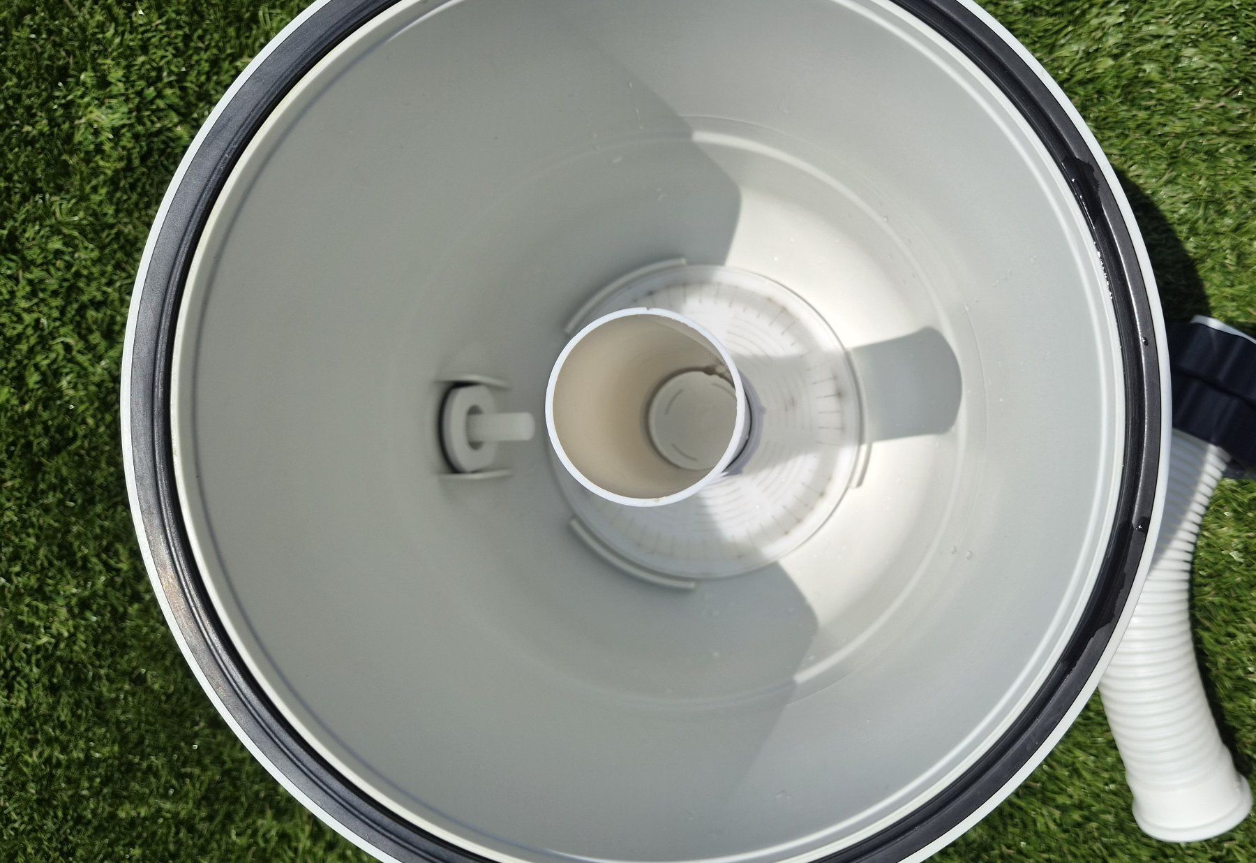 Intex Accessori per Piscine: Intex Sandfilteranlage – Usato da Bürglen TG venduto da Liketobuy 5