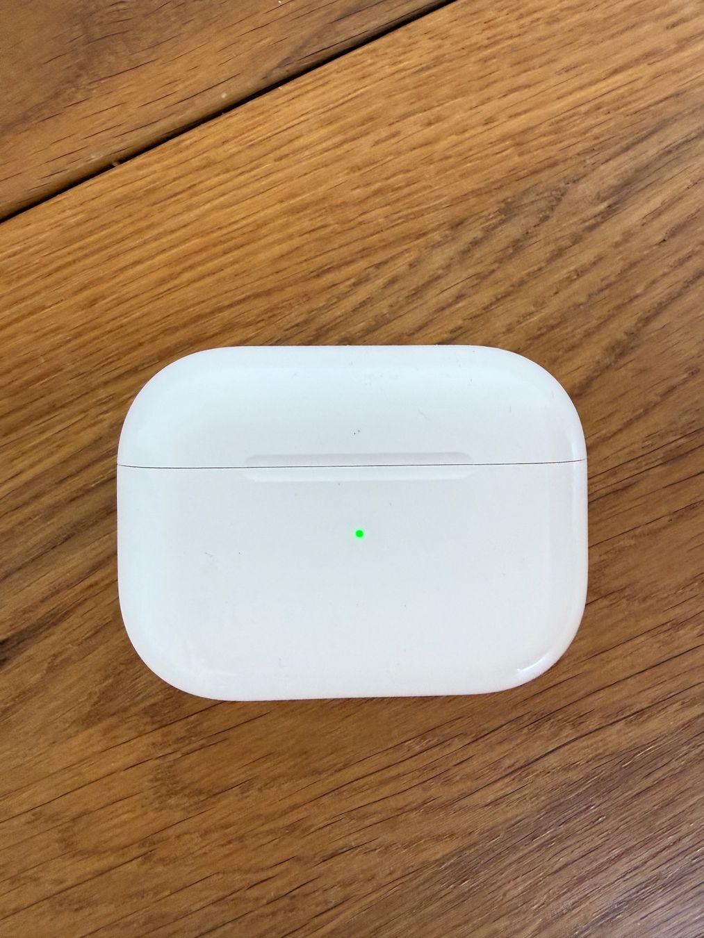 Apple Kopfhörer: APPLE AirPods Pro 2 Charging Case – Gebraucht aus Lausanne von Nine1982 4