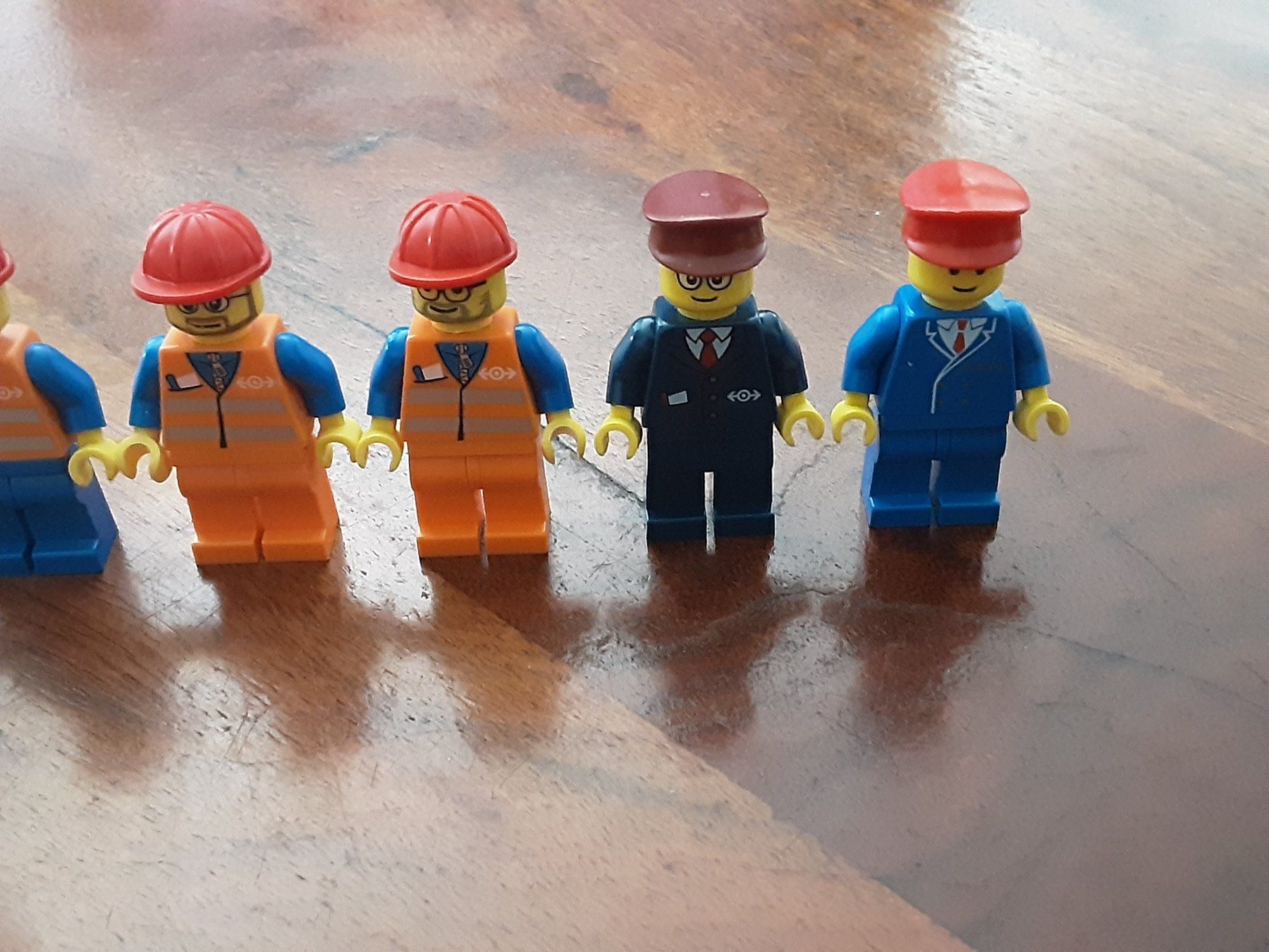 Lego Jouets: Lego Figuren Train (2) – D'occasion à Bülach par Blind-Onyx 2