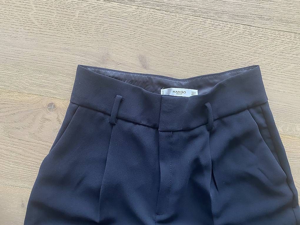 Mango Pantaloni: Blaue chino highwaist Hose / Mango / Gr. 40 – Usato da Uetikon am See venduto da Laura__S 2