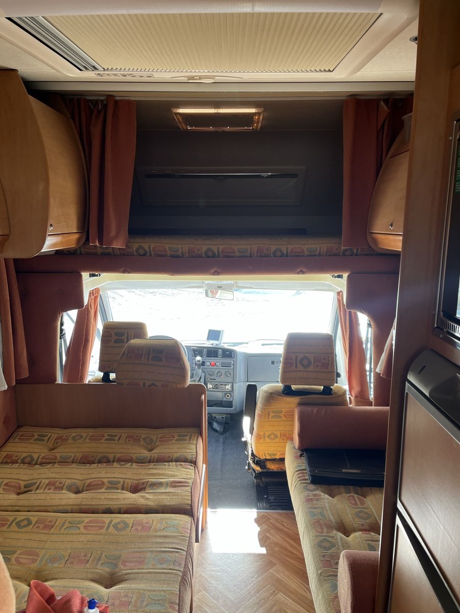 Fiat Camping Fahrzeuge: Fiat Ducato 18 2.8 JTD – Gebraucht aus Wattenwil von  4
