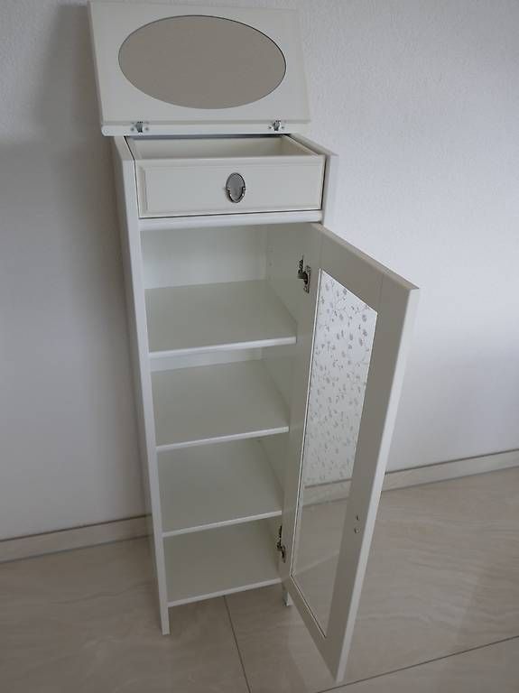 Vetrine: Kleine Vitrine zu verkaufen - Preisreduktion – Usato da Leissigen venduto da kph811 2