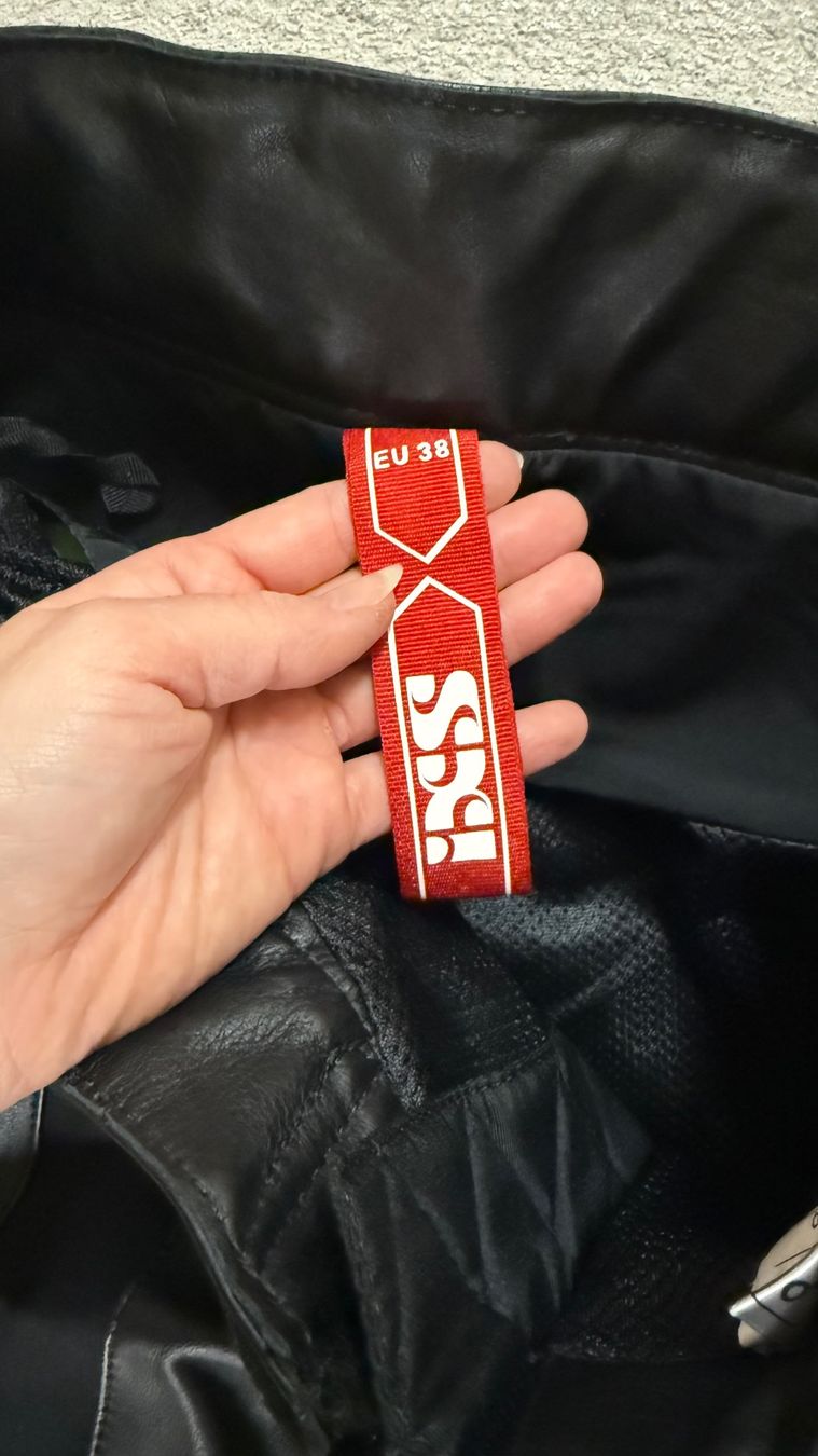 IXS Pantaloni: ixs Motorradhose Grösse 38 – Usato da Chur venduto da lea_r7wx