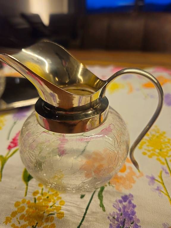 Set di piatti: Tolles Kaffee Service – Usato da Aathal-Seegräben venduto da QNH1013 3