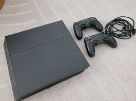 PS 4 mit 2 Controler
