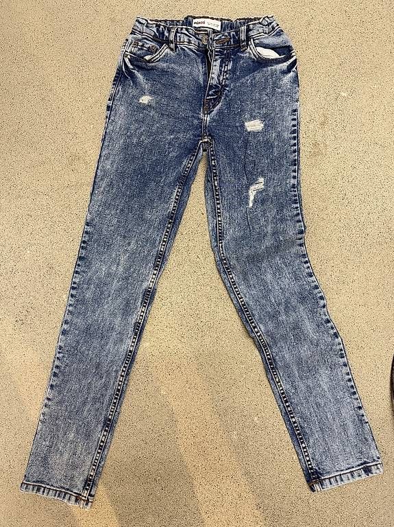 Pantalons: Jeans Grösse 140/146 und 152 – D'occasion à Otelfingen par che_26d5