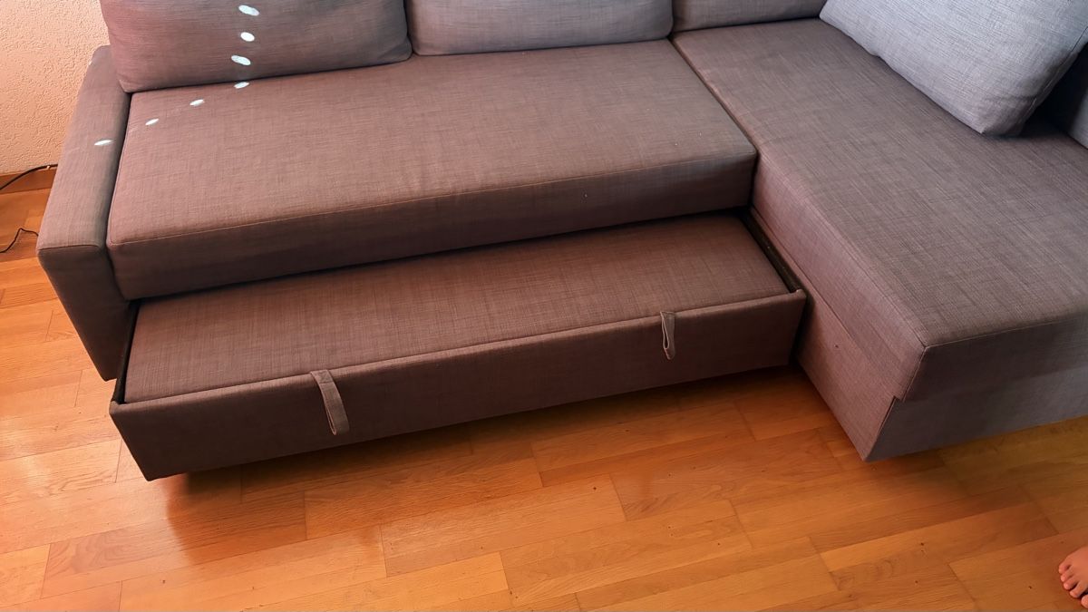 Ikea Sofas: Ikea FRIHETEN Eckbettsofa mit Bettkasten – Gebraucht aus Lupfig von Brian-air 4