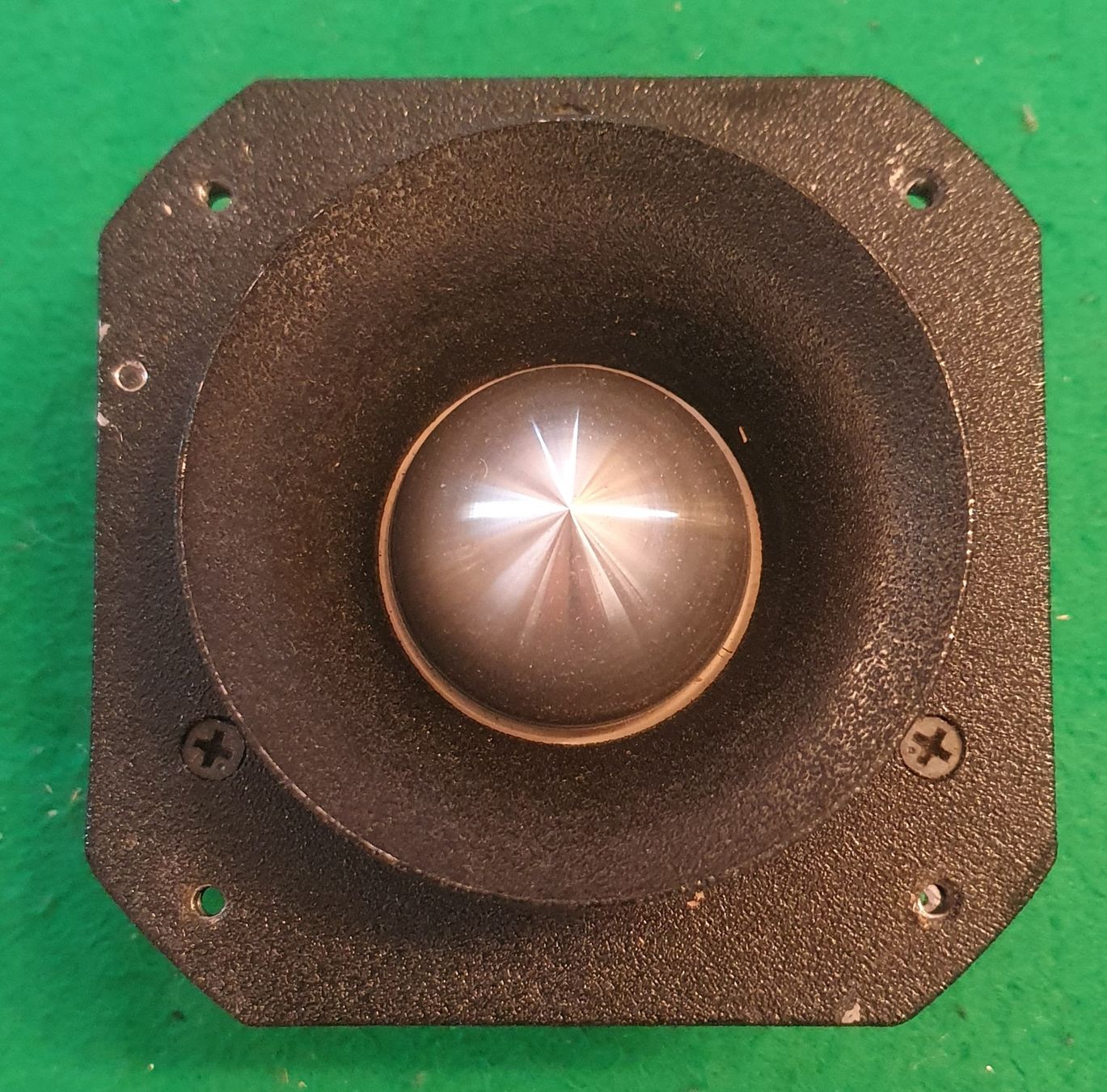 Casse acustiche: MONARCH MHD-250/RD Bullet Tweeter – Usato da Pfäffikon ZH venduto da edwinstarr1