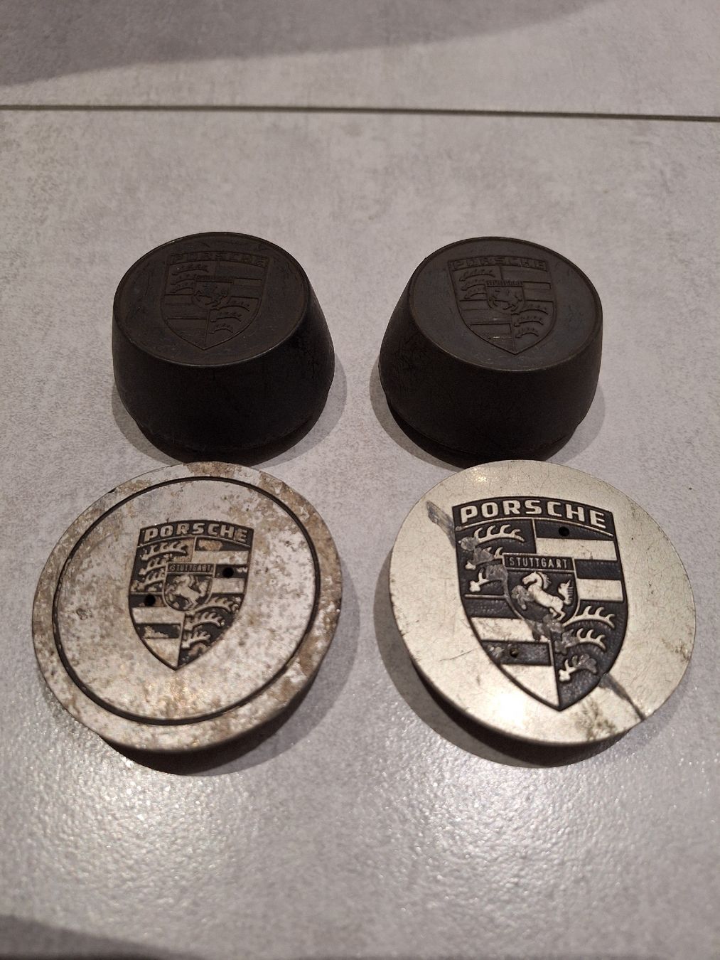 Porsche Tutti pezzi di ricambio auto: Alte Porsche Nabendeckel  – Usato da Jonen venduto da gon_2swz