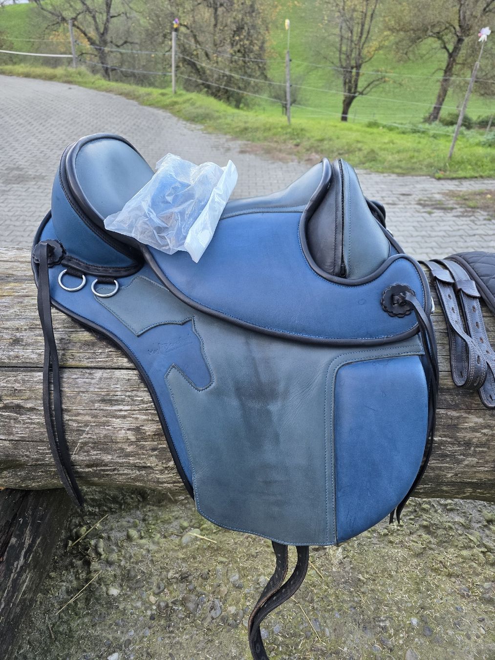 Selle & Accessori: Barefoot Sattel Cherokee Grösse 1 – Usato da Zofingen venduto da MsTina