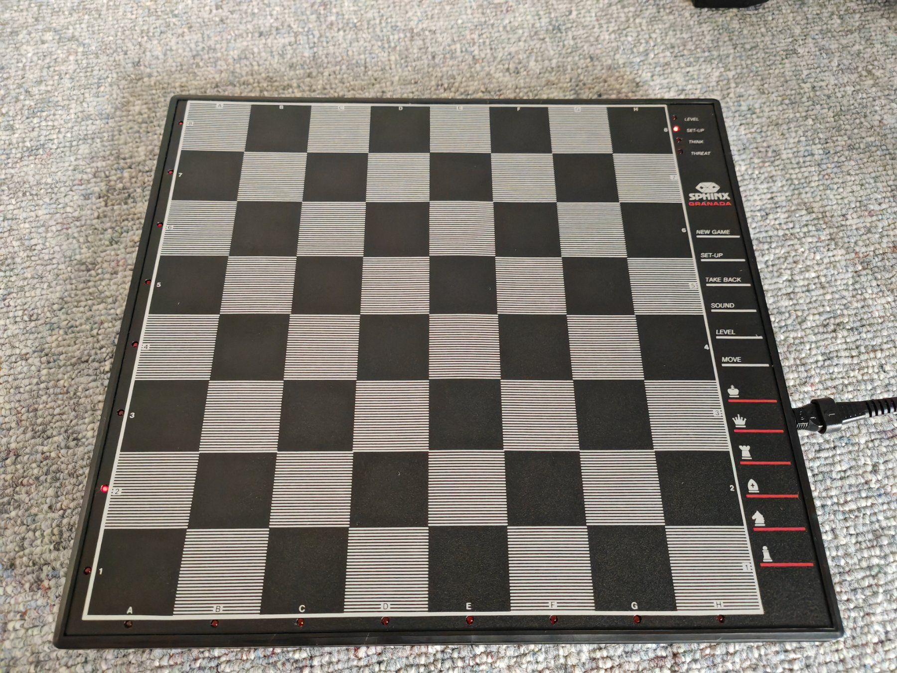 Giochi: CXG Sphinx Granada Schachcomputer – Usato da Thun venduto da Kankii 5