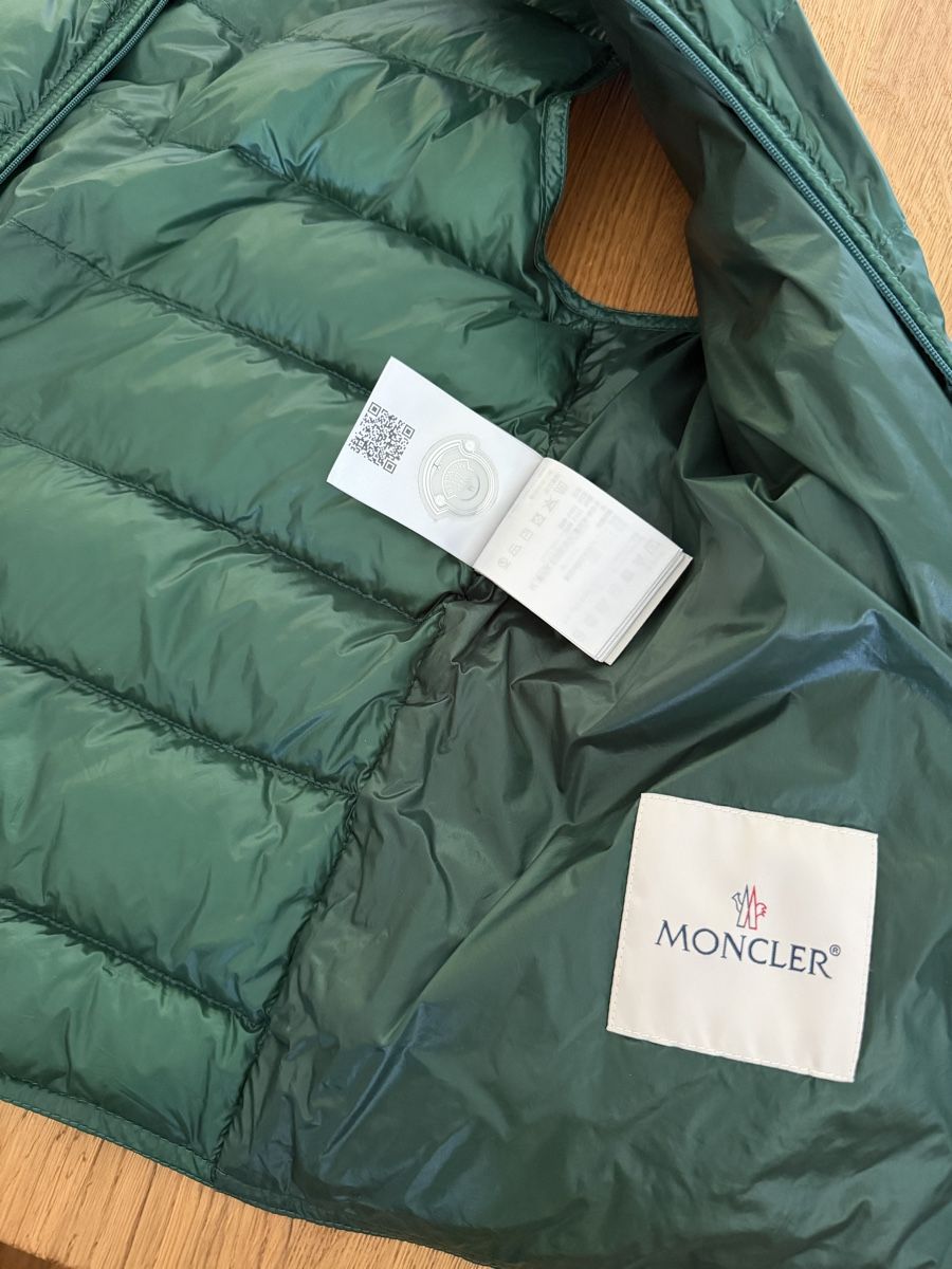 Moncler Gilet & Giacche: MONCLER Gilet Gr. 3 – Usato da Baden venduto da mdct_ 2