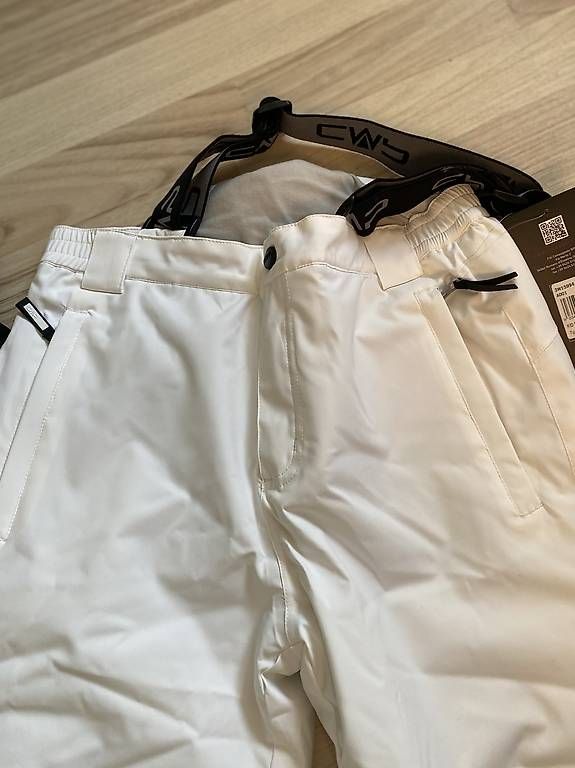 Hosen: Vend deux pantalons ski junior – Gebraucht aus Morrens VD von gia_sfs5 1