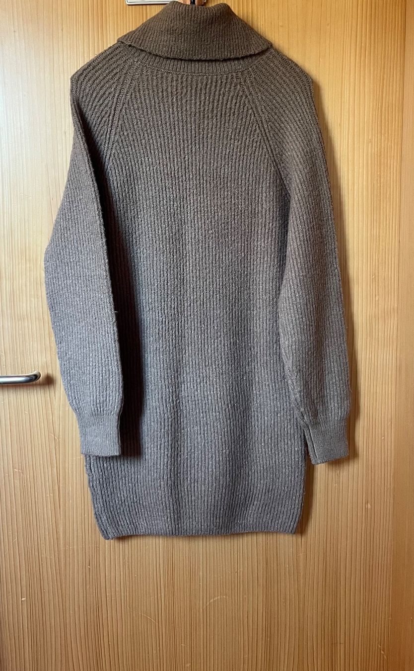 Vestiti: Mignonne robe à col roulé beige – Usato da Ardon venduto da chl_j2df 1