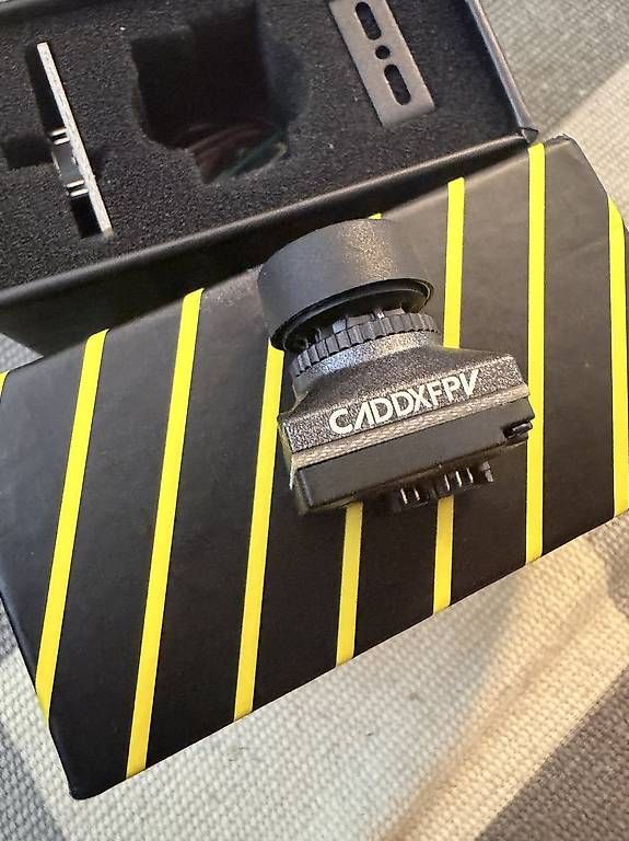 Fotocamera: Caddx Ratel 2 FPV Kamera NEU – Nuovo e nell'imballaggio originale da Zürich venduto da zih_959b 1