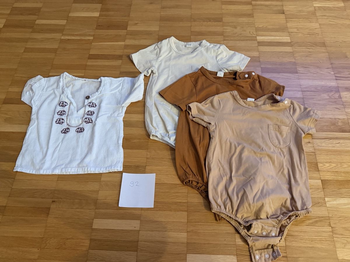 Lotti & Set di vestiti: Sommerkleider Set Gr. 92 – Usato da Schaan venduto da lulu_xx