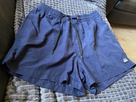 Short de bain Quiksilver bleu marine - taille M - État neuf