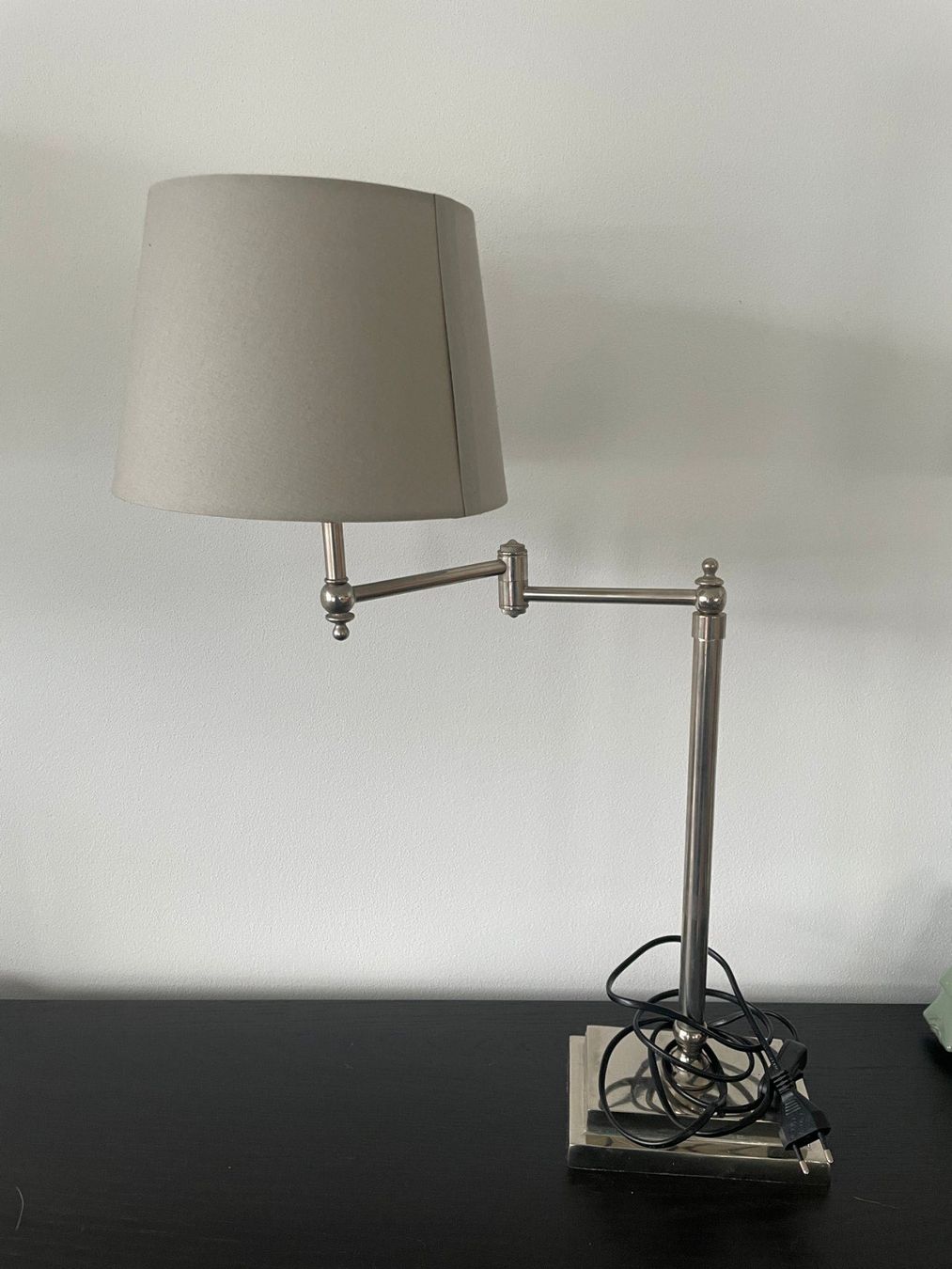 Lampade: sehr elegante retro Tischlampe – Usato da Volketswil venduto da gruezipistole