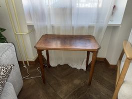 kleiner Holztisch/ Nachttisch / Beistelltisch