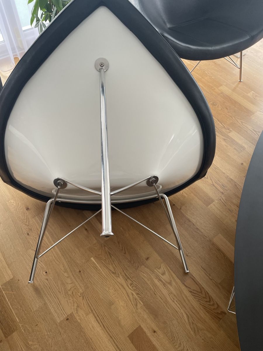 Sessel: 2 Designer-Sessel Stühle und Couchtisch Replik – Gebraucht aus Niedergösgen von wlo_wdm2 4