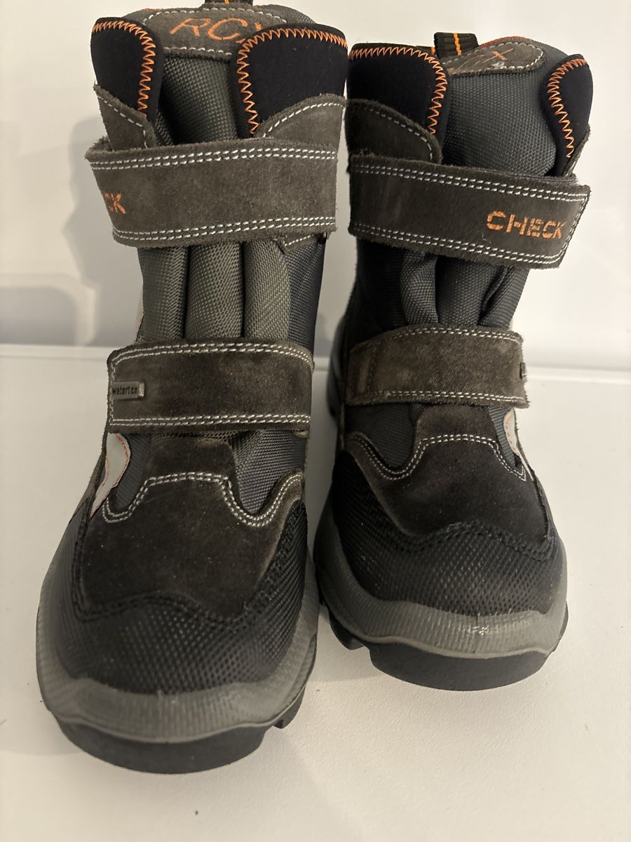 Scarpe per ragazzi: Kinder Winterstiefel 33 – Nuovo (secondo la descrizione) da Oberwil b.Büren venduto da holzschnitzu 1