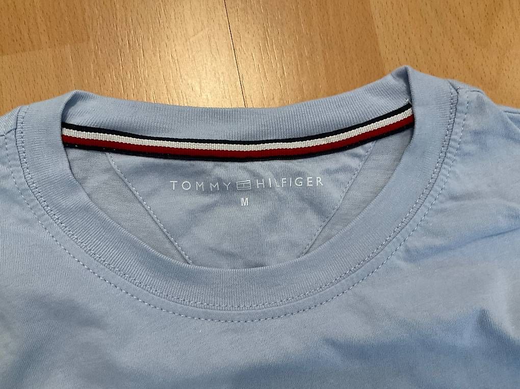 Tommy Hilfiger T-shirt: Tommy Hilfiger T-Shirt – Usato da huttwil venduto da care.b 2