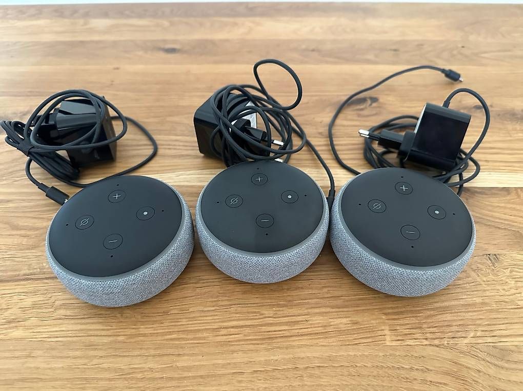 Amazon Haut-parleurs: 3x Amazon Echo Dot (3. Gen.) mit Netzteil | Alexa – D'occasion à Basel par knuttli