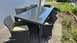 VIP Lounge Grosser Gartentisch mit Glas und 8 Stühle