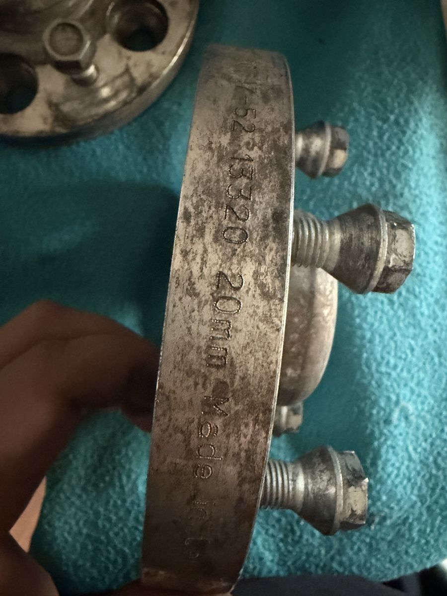 Mercedes-Benz Tutti pezzi di ricambio auto: SCC Distanzscheiben 20mm – Usato da Siebnen venduto da Rinqeh 1