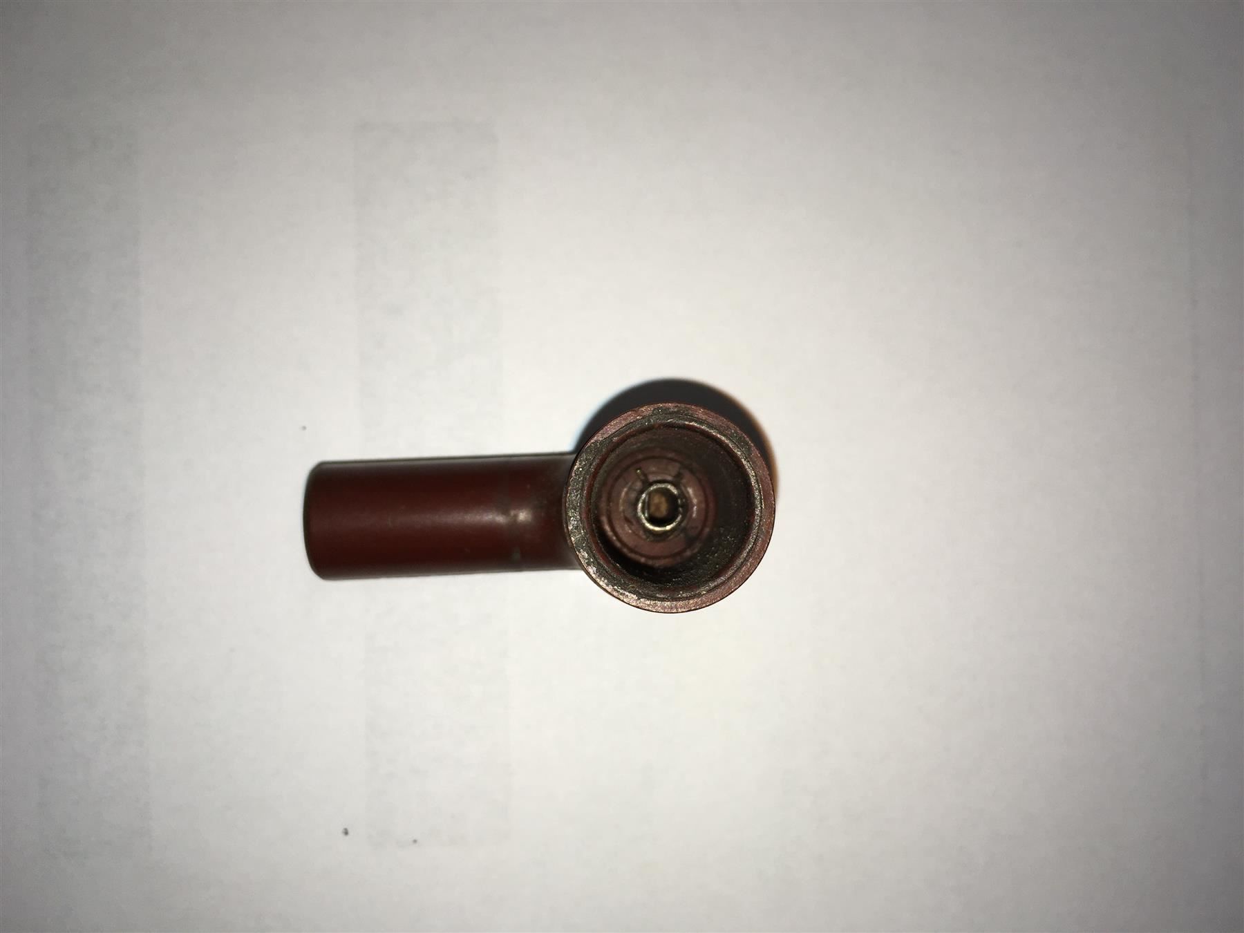 Tutti i ricambio per moto: alter Zündkerzenstecker Bakelit Oldtimer – Usato da Rickenbach SZ venduto da Frickler