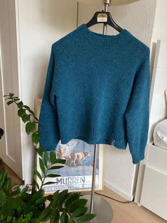 Handgestrickte pullover