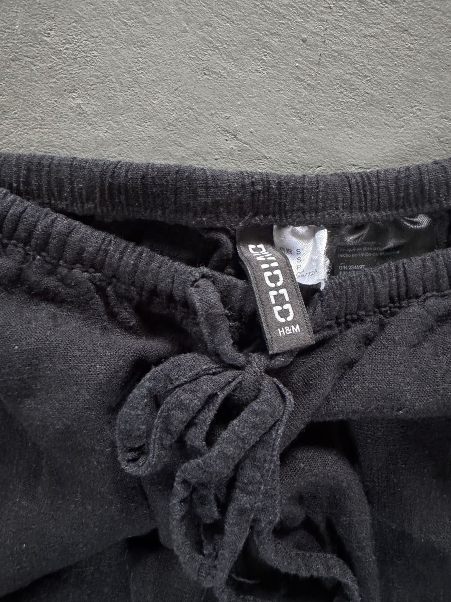 H&M Hosen: Stoffhose schwarz, H&M Devided, S – Gebraucht aus Hagendorn von cel_qg9h