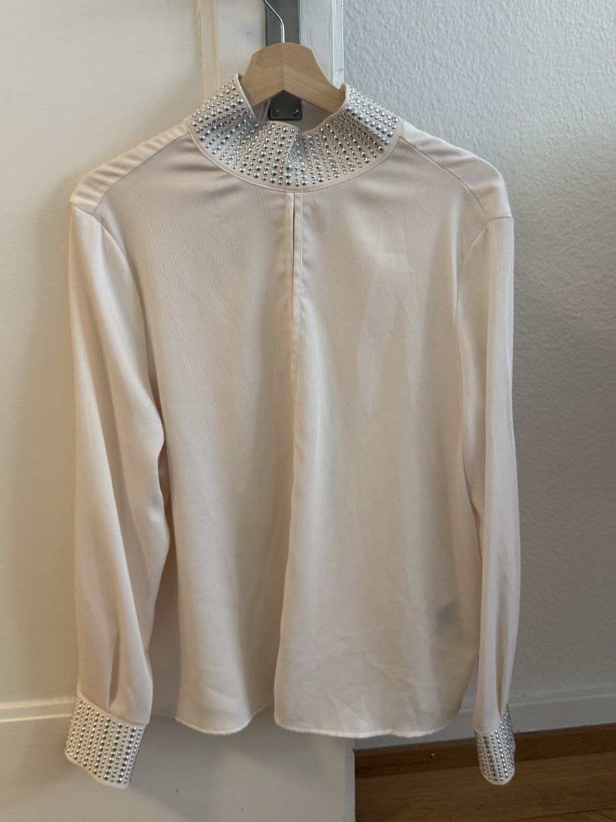 H&M Blusen: H&M Edition Blouse with stud collar fits size M – Neu (gemäss Beschreibung) aus Zürich von ann_in_zuri 2