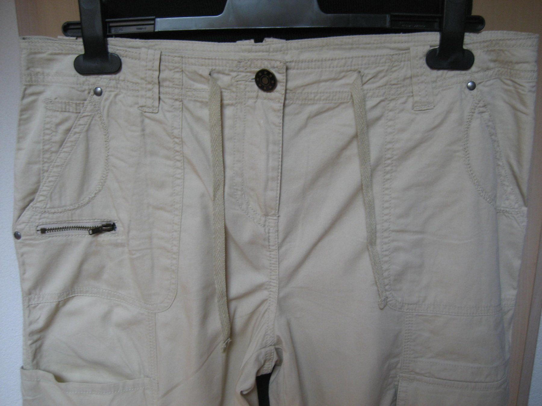 Pantaloni: Pantalon été taille 42, neuf – Nuovo e nell'imballaggio originale da Delémont venduto da marryb 1
