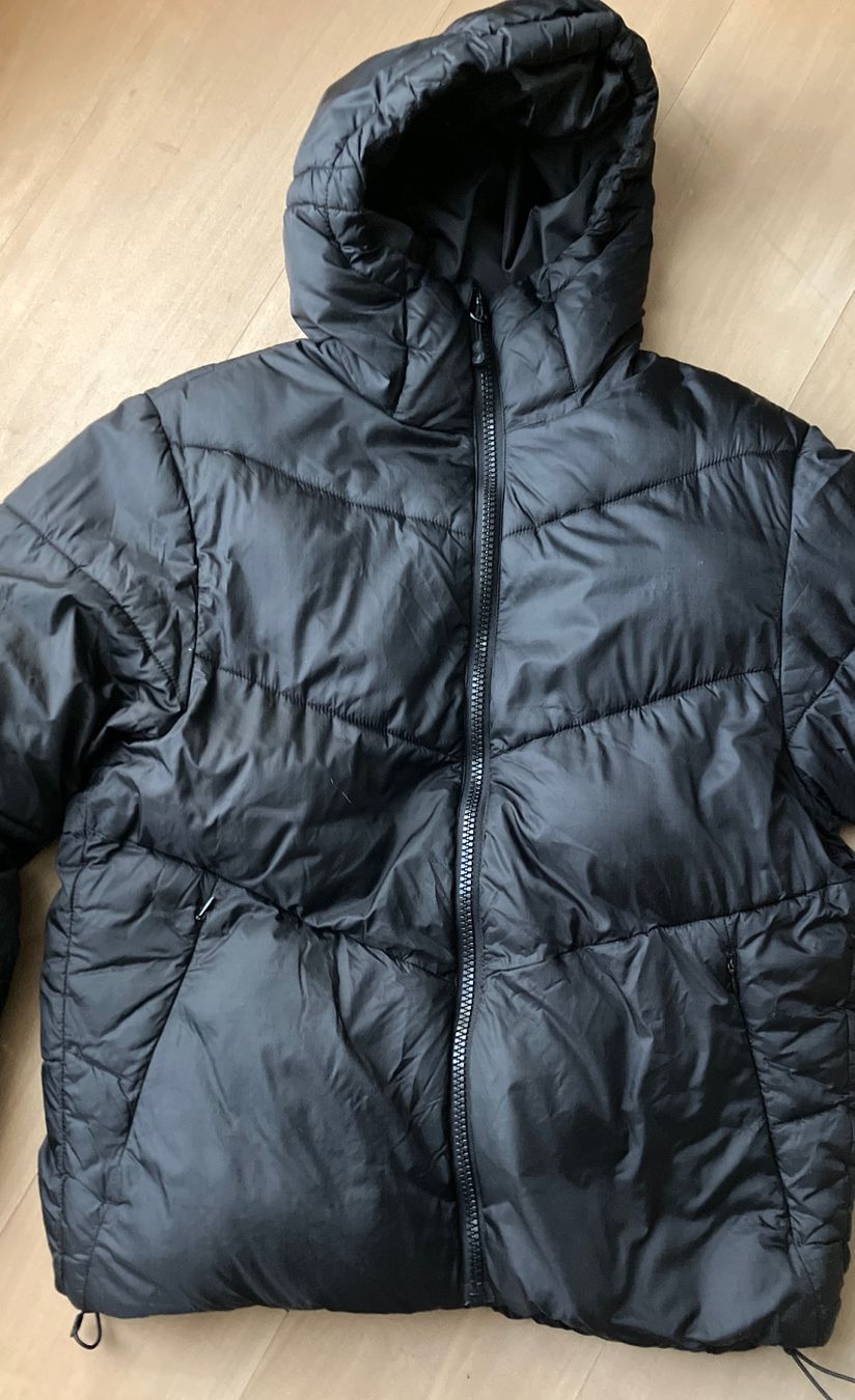 Jacken: Jacke - Windjacke H&M - Unisex - Schwarz – Gebraucht aus Winterthur von pompea 1