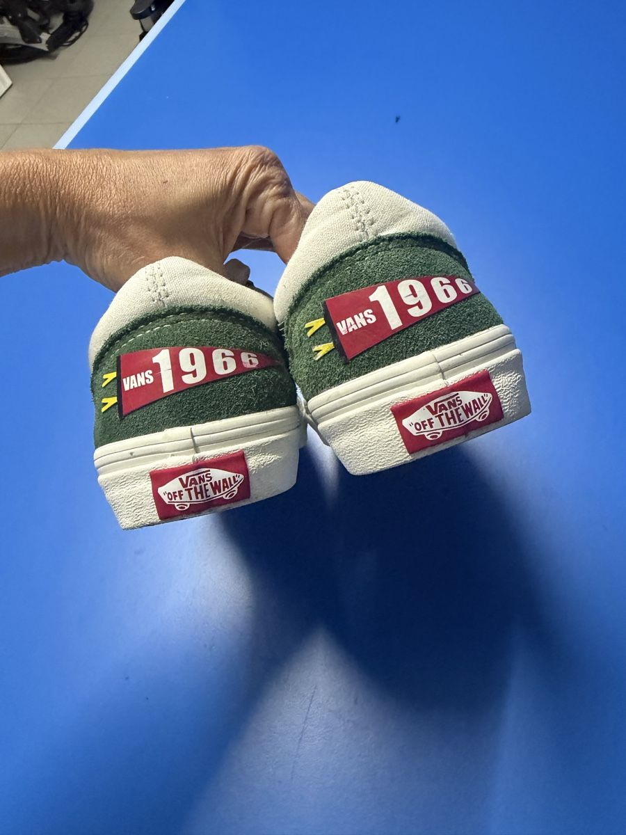 Vans Scarpe da uomo: Vans Old Skool 1966 Green/White  Size:37 – Usato da Herrliberg venduto da Tubalp 1